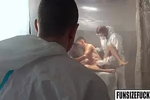 Funsizefuck.com offers unique take on virus twist