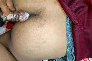 Desi Tini 18+ Barátomat Megbaszták a Hotelszobában