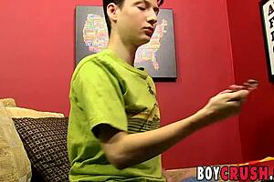 Homo Serseri Benjamin Riley Doğrudan Solo Aksiyona Dalıyor