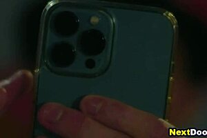 अजनबी अंधेरी गली में रॉ गे सेक्स के लिए मिलते हैं, उप्स