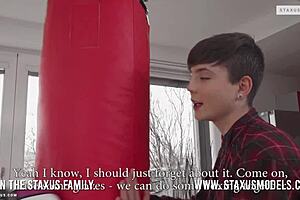 Scène Complète Staxus Fight Night avec Action de Twinks à Cru !