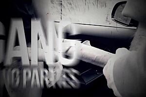 Възрастен мъж смучи тинк сперма силно!