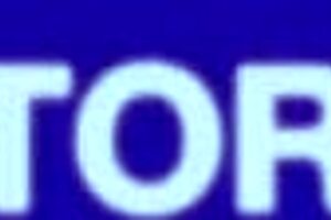 Funsizeboys dilf lääkäri panii kaksi karvatonta teiniä 18+ sairaalasängyssä. Kovat leikit jättävät heidät hengästyneiksi.