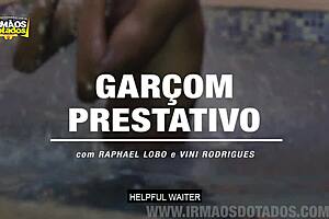 Cliente Latino Kongkek Garçom dalam Pertemuan Bareback Panas