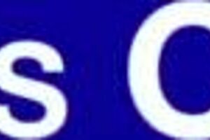 Človek, dr. Wolf in Dolf Dietrich dvojno jebeta majhnega 18+ twinka Iana pri Funsizeboys