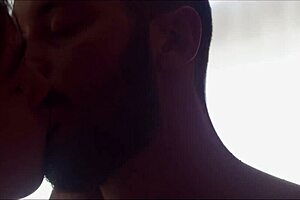 Carter Woods Onani Scott Finn Penuh Gairah