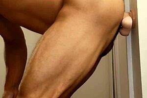 Эй, хочешь посмотреть веселье пока греется душ?