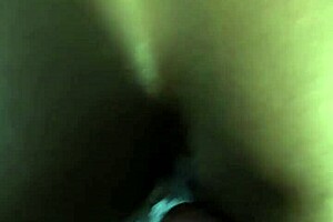 स्ट्रेट ब्लैक टीन 18+ को डोमिनेंट गाय द्वारा रॉ एनकाउंटर में रफ ब्रेड किया गया