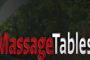 Hei, twink-ul de 18+ masat, tras și lins