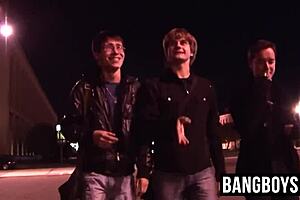 哪个小鲜肉下一个被无套内射一脸？