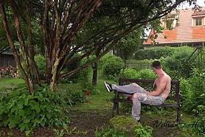 Hey, check huge cocked Milan barebacking bottom guy Roman in the garden!