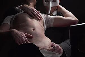 Masonicboys - Вислоухий дилф в костюме ебет бэбеком гладкого блондина 🔥