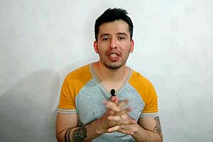 यंग डॉक्टर हंग मेच्योर बॉस से पेनेट्रेटेड