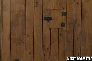 गे कपल ट्रेवर हैरिस, राइडर ओवेंस, ब्लेन ओ'कॉनर हॉट नए पड़ोसी को चोदते हैं