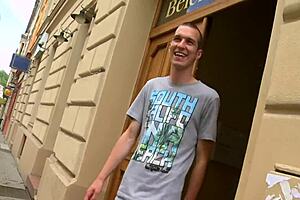 היי, רוצה לראות זיונים הומו חינמים עם טווינק?