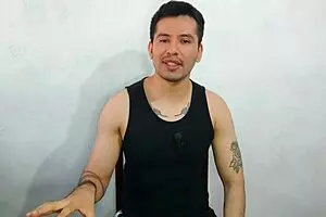 Gay amateur gets sex story