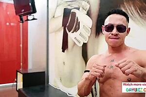 हॉट वियतनामी ट्रेनर को थाई गे पॉर्न स्टार ने जमकर ड्रिल किया। शॉर्ट फ्री क्लिप!