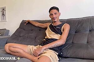 Novinho dotado tunjuk kontol monster solo