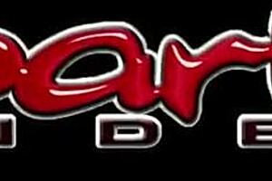 Wah, dua cowok berbatang gede ngentot mulut twink cokelat di pantai! 😜