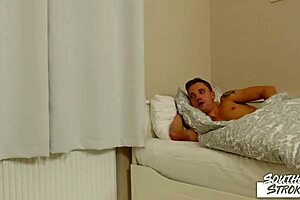 यो, सदर्नस्ट्रोक्स बॉटम एलेक्स मॉर्गन को इवान गुलास के बड़े लंड से रॉ ब्रेड किया गया! 🔥