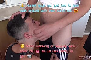 Ey, 5 Twinks con Pollas Enormes se Meten en Acción de Breeding Profunda