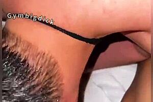 帅气亚洲同志业余情侣充满激情无套操