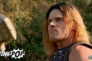 Guder kamp bliver til vild orgie med Tyler Berg og Malik Delgaty