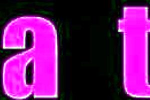 توينك مخدوع يأخذ قضيب عملاق بعمق في مشهد مهين