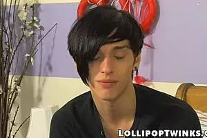 Twink sex with Colby London