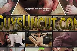 Uncut twink, bareback me and splash my face!