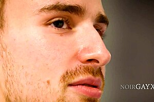 电梯坏了，我们就互相猛骑！