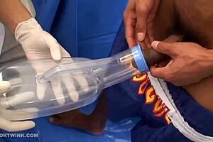 Bro, lihat twink asia kinky ini ngewe bareback?