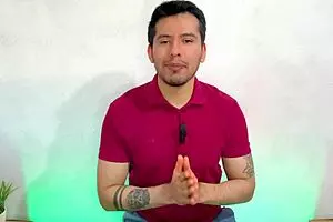 Big cock American stud gets his young Spanish fix