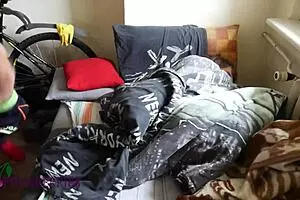 Hey, wanna see cute boyfriends mess around and finish with a cumshot?