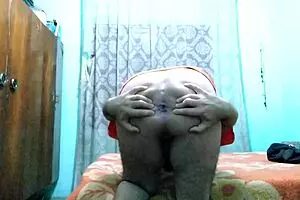 Hey, check out this twink showing his big ass 😏
