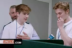 Aranyos twinkek első farkuk vad paródia szexerance 2. rész.