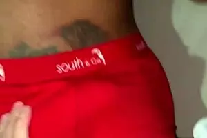 Dois Heteros Fazendo Broderagem Enquanto Pela Primeira Vez